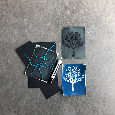 Sun-Printing Blue and white picture of a tree